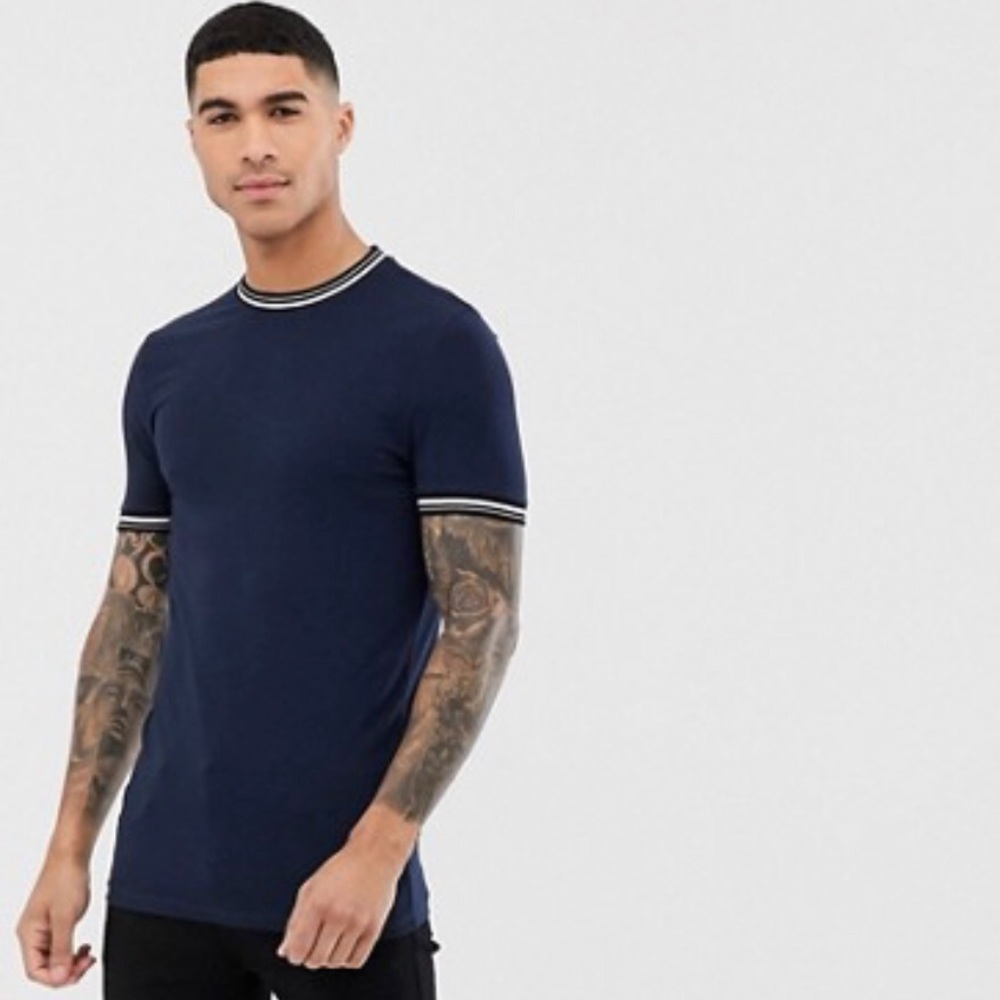 ASOS, muscle fit T-shirt. Navy blue, medium
